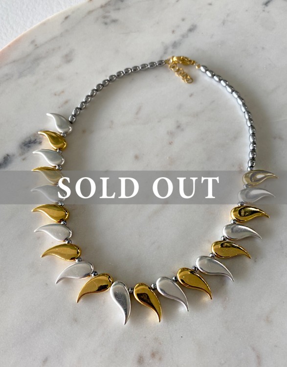 SOLD OUT102